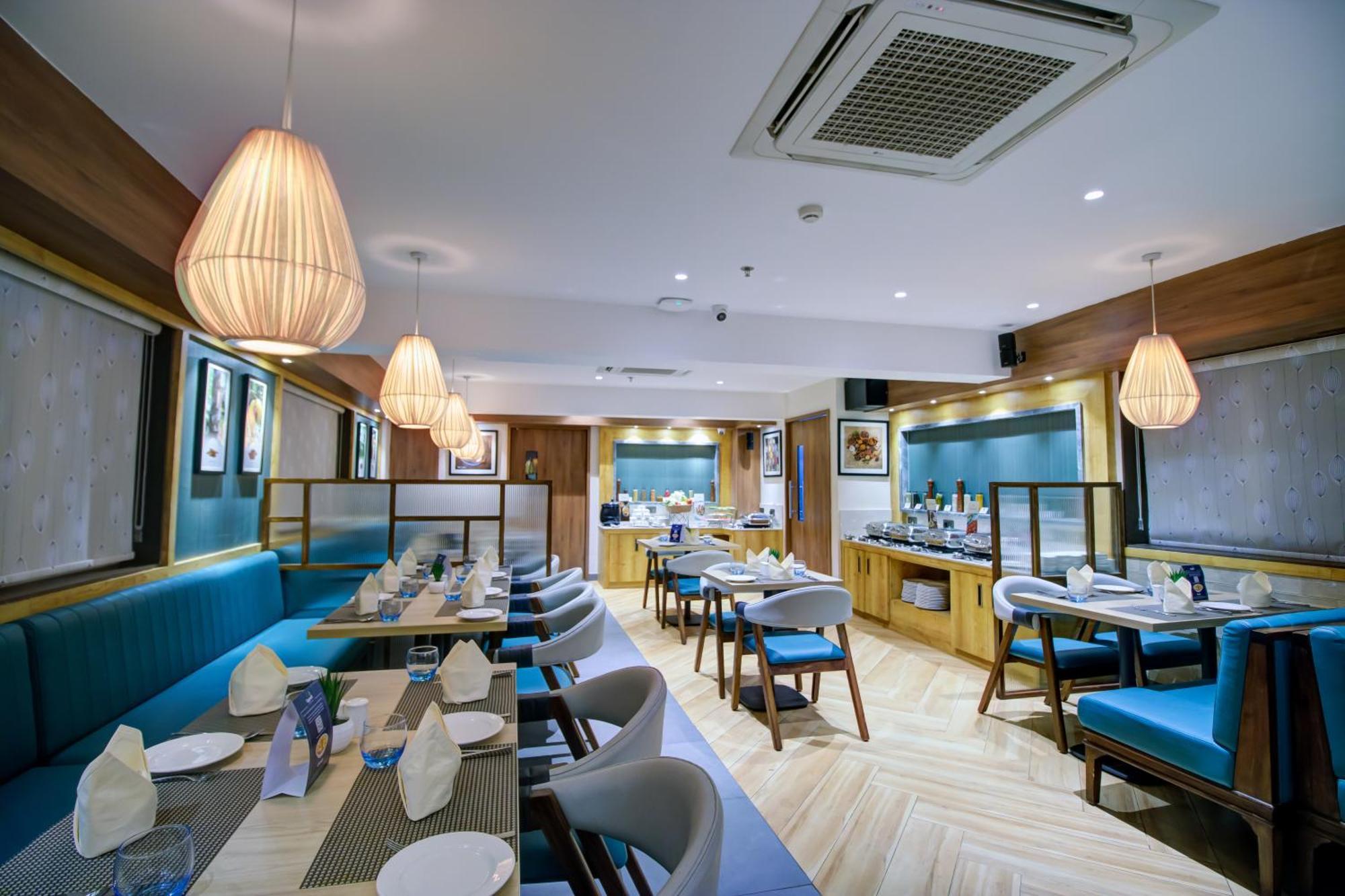 Cozzet Victoria Hotel Bhubaneswar Eksteriør bilde