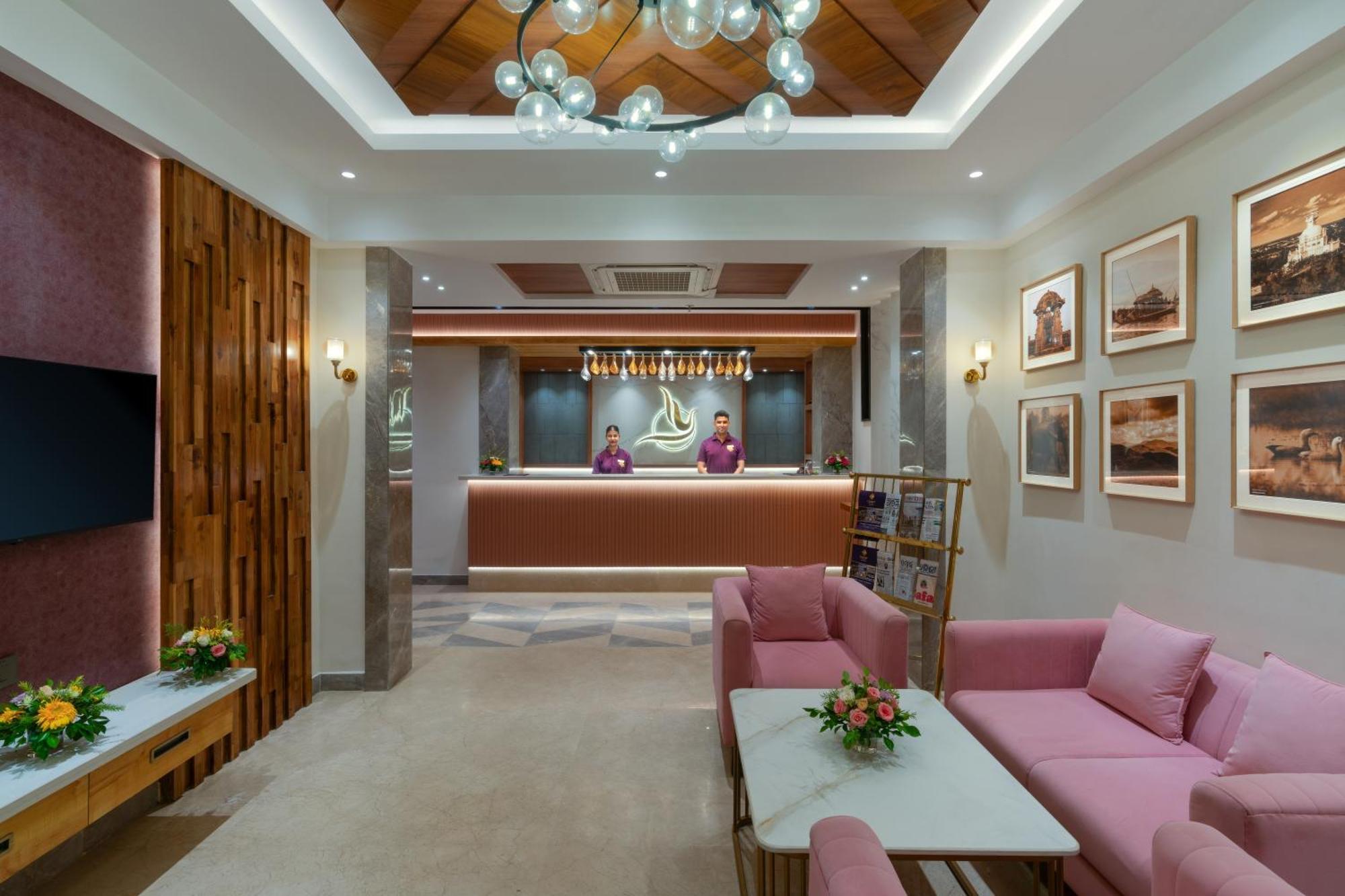 Cozzet Victoria Hotel Bhubaneswar Eksteriør bilde